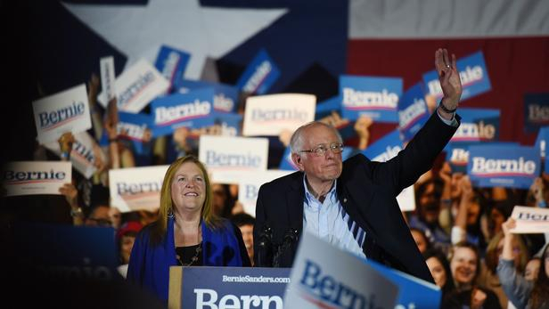   Présidentielle américaine :   Bernie Sanders remporte la primaire démocrate dans le Nevada