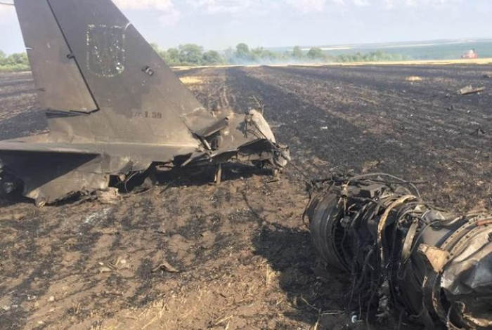 Spanish pilot killed in military jet crash into sea
