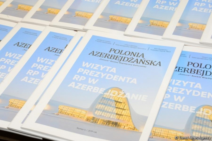   Presentación del próximo número de la revista "Azerbaiyán Polonia" en Bakú  