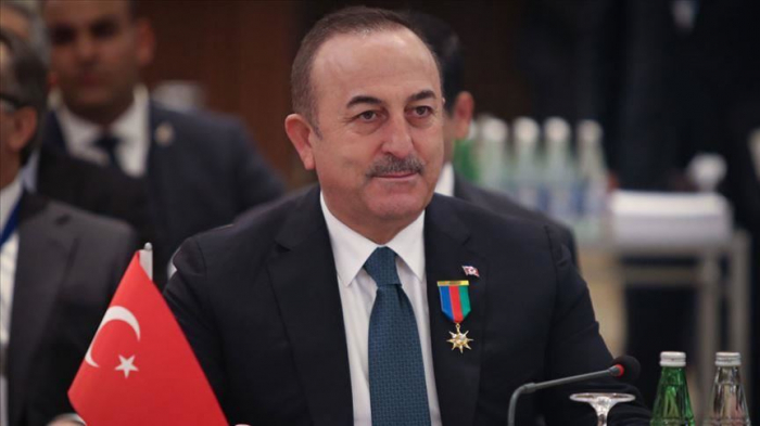   Cavusoglu: "Si nécessaire, Erdogan et Poutine se réuniront pour discuter d