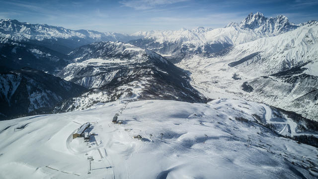   Cinq morts   dans une avalanche en Autriche