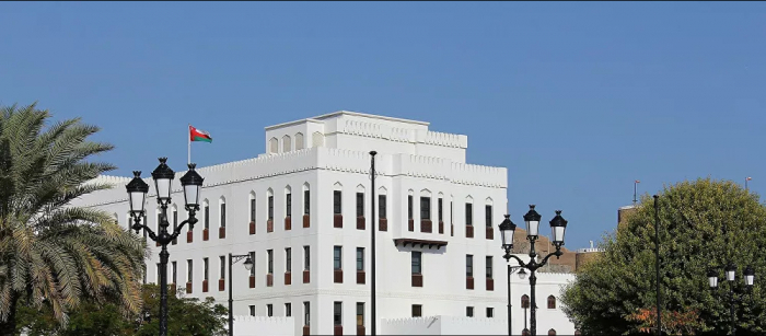 سلطنة عمان توقف إصدار التأشيرات موقتا بسبب "كورونا"