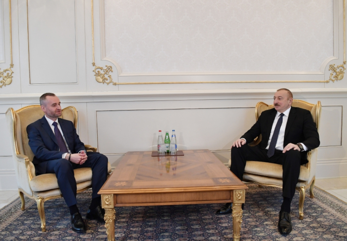   Ilham Aliyev empfängt neuen polnischen Botschafter -   FOTOS    