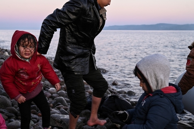  Afflux de migrants:  un enfant mort au large de Lesbos lors d