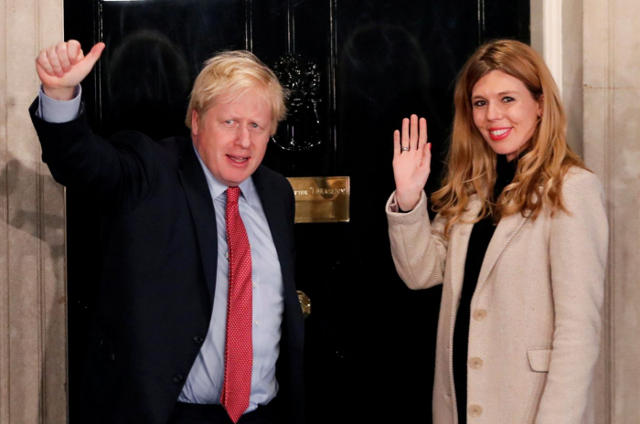   Boris Johnson:   una boda, un bebé y la tormenta política perfecta