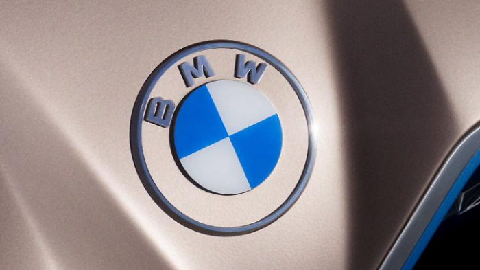   Neues BMW-Logo - schick oder hässlich?  