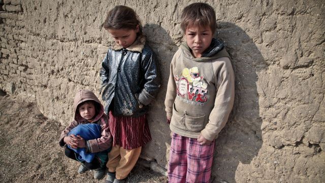   Irak repatría a Azerbaiyán a 82 menores hijos de miembros del EI  