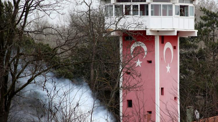   Türkei schickt 1000 Polizisten an Grenze  