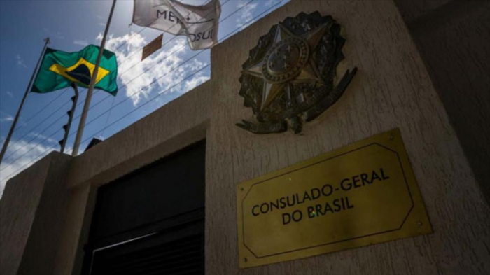 Brasil retira “todos” sus diplomáticos y funcionarios en Venezuela