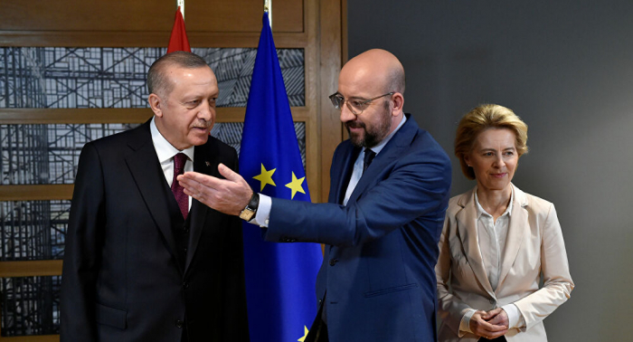   Nach Treffen mit Erdogan:   EU will Flüchtlingspakt mit der Türkei retten    