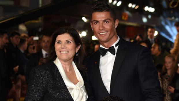 Cristiano Ronaldo vuelve a Madeira para visitar a su madre en el hospital