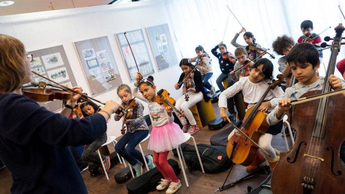 Den Grundschulen gehen die Musiklehrer aus