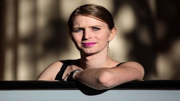 Chelsea Manning, hospitalizada tras otro intento de suicidio en prisión