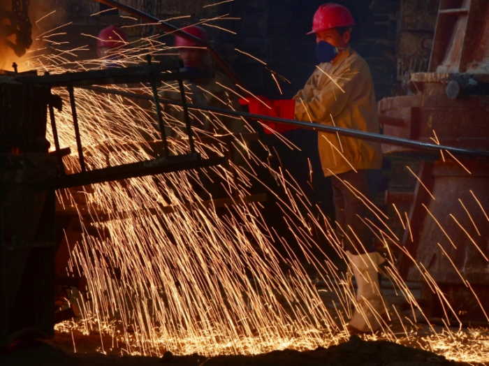 Industrieproduktion in China sinkt erstmals seit drei Jahrzehnten