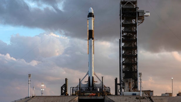 SpaceX ergänzt Starlink-System um 60 Satelliten: Falcon-9-Start am Mittwoch