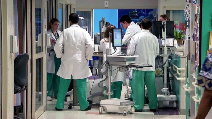   Russia confirms first coronavirus death  