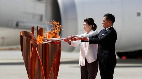   La flamme olympique de Tokyo 2020 est arrivée au Japon  