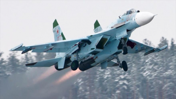 Caza Sujoi SU-27 de Rusia impacta contra el mar Negro