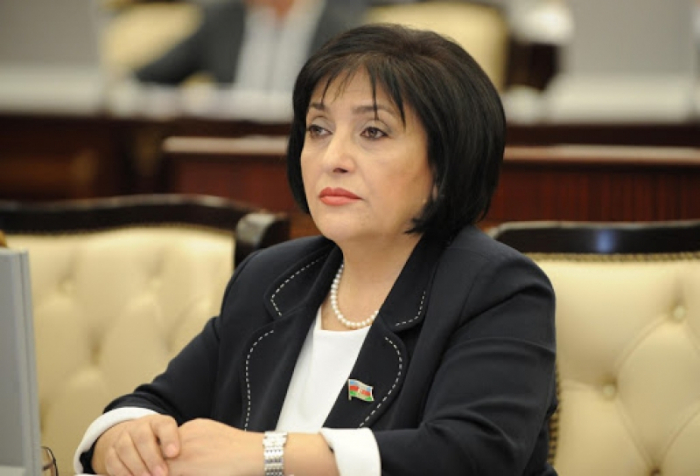   Presidenta del Parlamento: “Se prevé que las sesiones plenarias de Milli Madjlis se celebren en línea”  