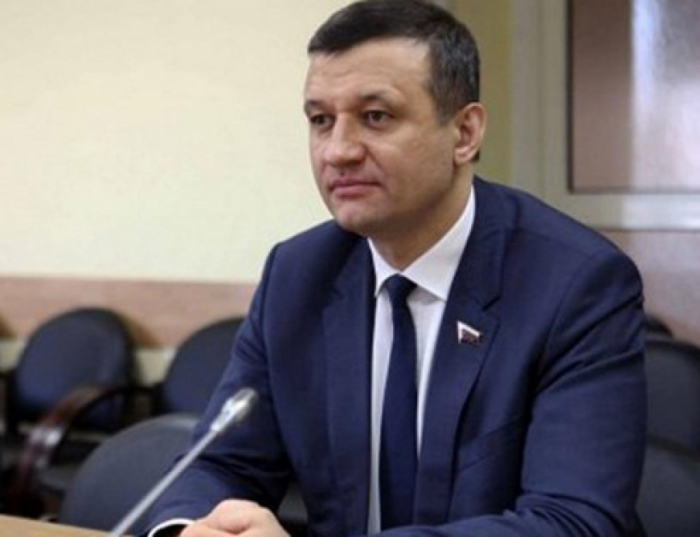   Dmitri Saveliev:   “Las elecciones en Nagorno-Karabaj no sólo son políticamente insensatas, sino también peligrosas a la luz de la pandemia”