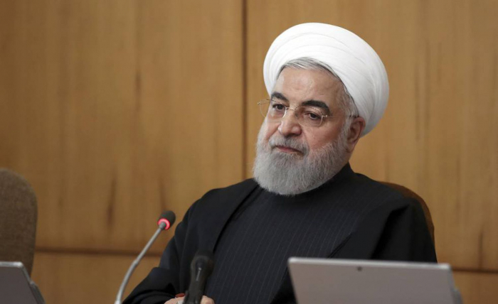 El presidente de Irán urge al FMI a prestar 5.000 millones de dólares a su país