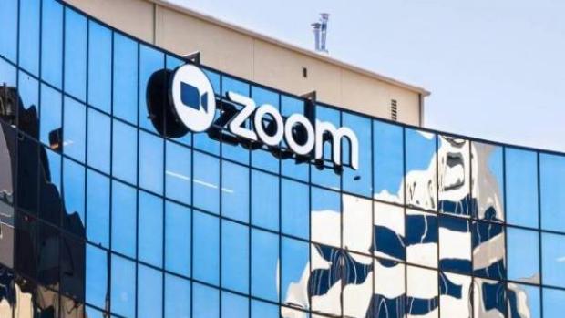 Por qué Google prohíbe a sus empleados usar Zoom, la aplicación de videollamadas de moda
