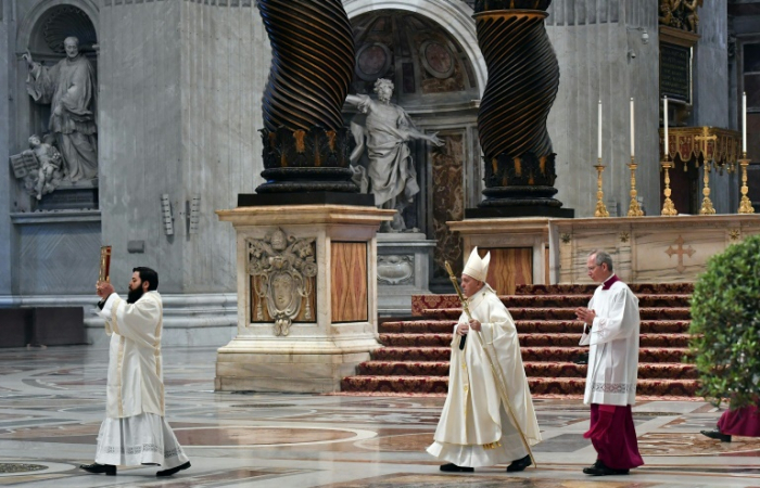 Karfreitagsfeierlichkeiten im Vatikan wegen Corona-Pandemie ohne Publikum