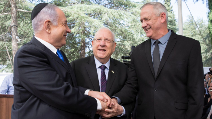 Netanyahu y Gantz negocian un Gobierno de coalición bajo la amenaza de nuevas elecciones