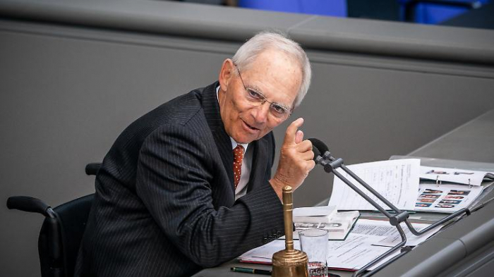 Schäuble fürchtet Überlastung des Staates