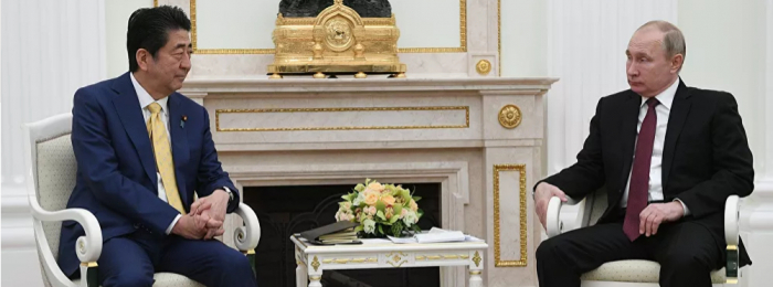 رئيس الوزراء الياباني قد يؤجل زيارته لموسكو المقررة للمشاركة باحتفالات الذكرى الـ75 للنصر