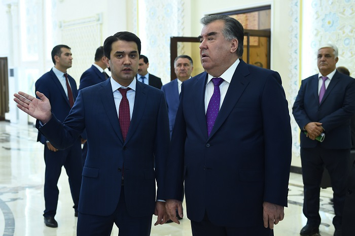 Tacikistan Prezidentinin oğlu parlament sədri oldu  
