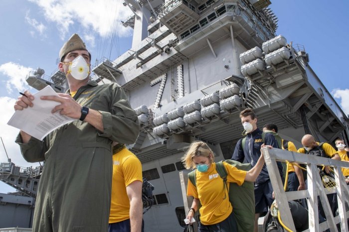 Les 2/3 des marins positifs du Theodore Roosevelt asymptomatiques