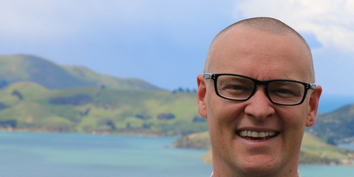 Le ministre néo-zélandais de la Santé sort de confinement pour aller à la plage, il démissionne