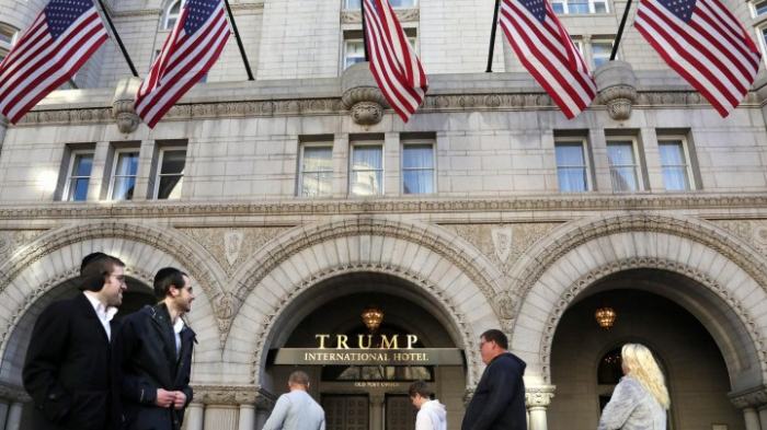 Trump International Hotel bittet Trumps Regierung um Mietnachlass