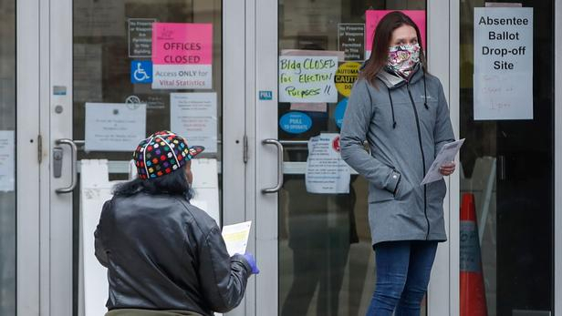 Coronavirus : la Cour suprême du Wisconsin ordonne la tenue des élections prévues mardi