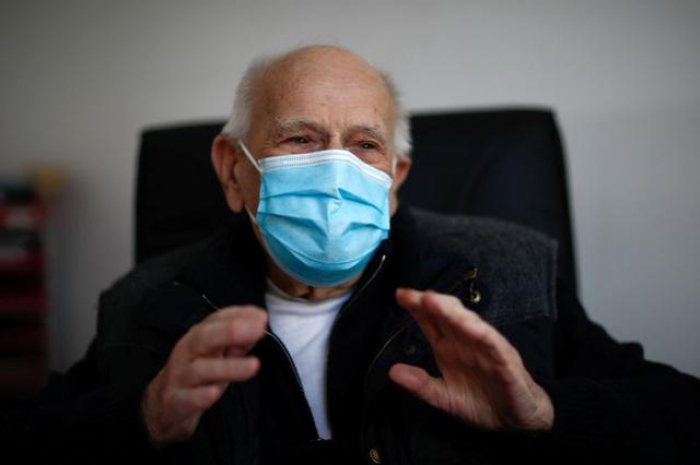 French doctor, 98, keeps working through coronavirus crisis  