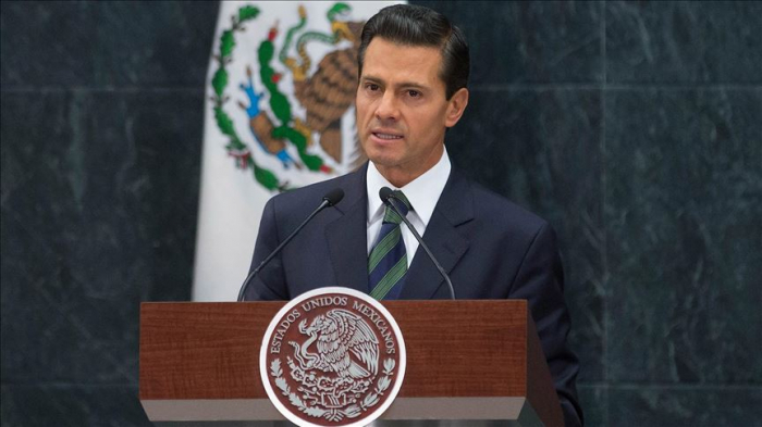 Expresidente mexicano es acusado de corrupción por beneficiar a su familia con millonarios contratos