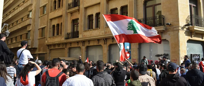 وزير الصناعة اللبناني: لنتجه شرقا ولن ننتظر إشارة من أحد