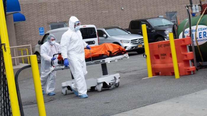 Encore plus de 2.000 morts en 24 heures aux Etats-Unis