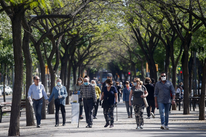 Las reuniones sociales se permitirán entre un máximo de diez personas en la fase 1