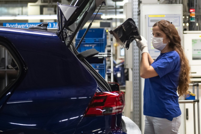 Bayern fordert Kaufprämie auch für bestimmte Autos mit Verbrennungsmotor