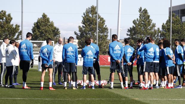 Zidane recupera el lunes el arsenal táctico perdido desde hace dos meses