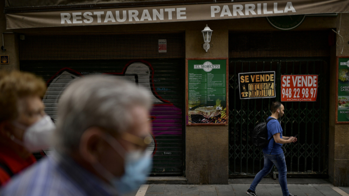 España registra 143 muertes por covid-19 en un día, elevando el total a 26.621