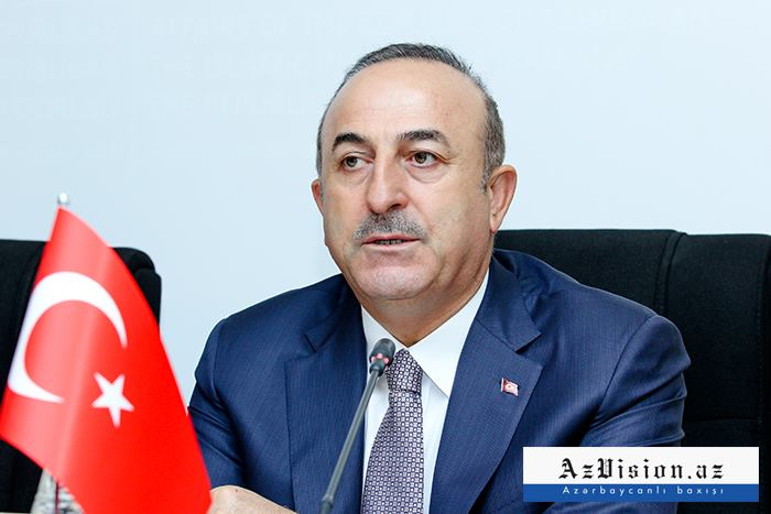   Cavusoglu teilt in Mediennvon Heydar Aliyev mit  