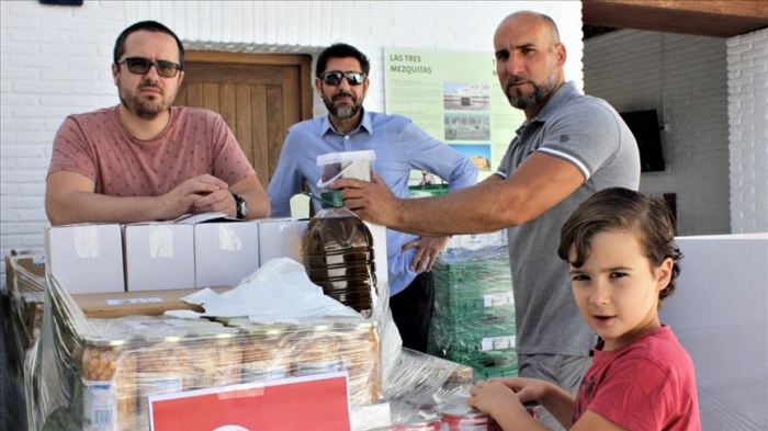 Agencia de Cooperación turca reparte alimentos en España con motivo del mes de Ramadán