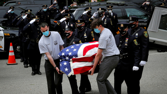 Autoridades sanitarias de EEUU pronostican 100.000 muertes por coronavirus para el 1 de junio