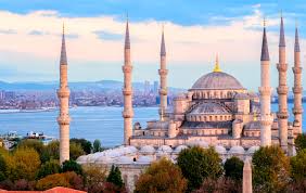 Turquía impone cuarentena de cuatro días para contener el coronavirus durante las celebraciones que marcan el fin del Ramadán