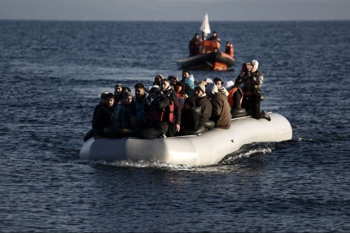 Vingt migrants dont quatre enfants secourus dans la Manche