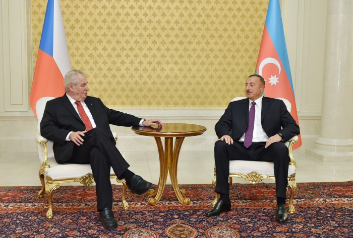     Milos Zeman:   "Evalúo altamente las relaciones con Azerbaiyán"  