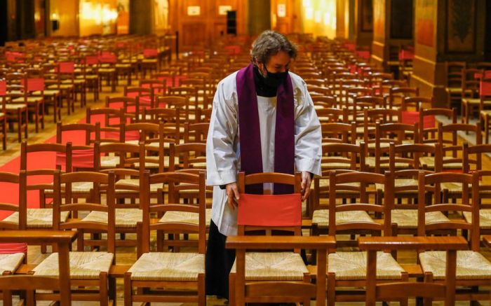  France: La reprise des cérémonies religieuses officiellement autorisée